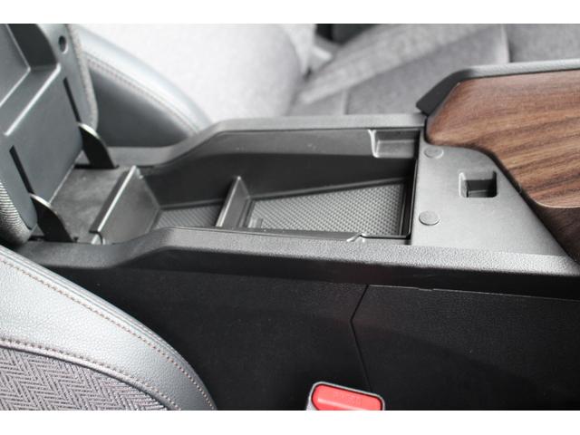 オーラ Ｇ　当社下取り直売車両！！プロパイロット　ブラインドスポットモニター　全方位カメラ　デジタルインナーミラー　クリアランスソナー　ＬＥＤヘッドライト　置くだけ充電　ＨＤＭＩ　ＥＴＣ　ドラレコ　スペアキー（67枚目）