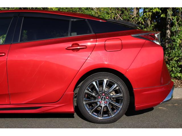 プリウス Sツーリングセレクション 当社買取直売車輛 E-Four 4WD 社外フルエアロ Panasonic10インチナビ ネット動画視聴 Bluetooth バックカメラ ETC 17インチ社外AW シートヒーター(10枚目)