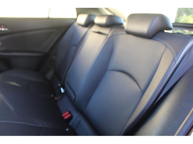 プリウス Sツーリングセレクション 当社買取直売車輛 E-Four 4WD 社外フルエアロ Panasonic10インチナビ ネット動画視聴 Bluetooth バックカメラ ETC 17インチ社外AW シートヒーター(25枚目)