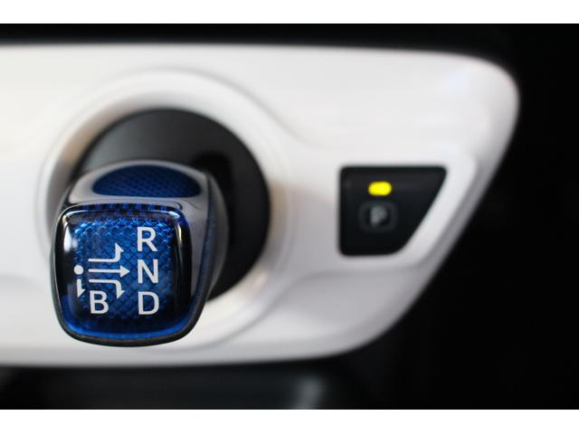 プリウス Sツーリングセレクション 当社買取直売車輛 E-Four 4WD 社外フルエアロ Panasonic10インチナビ ネット動画視聴 Bluetooth バックカメラ ETC 17インチ社外AW シートヒーター(48枚目)