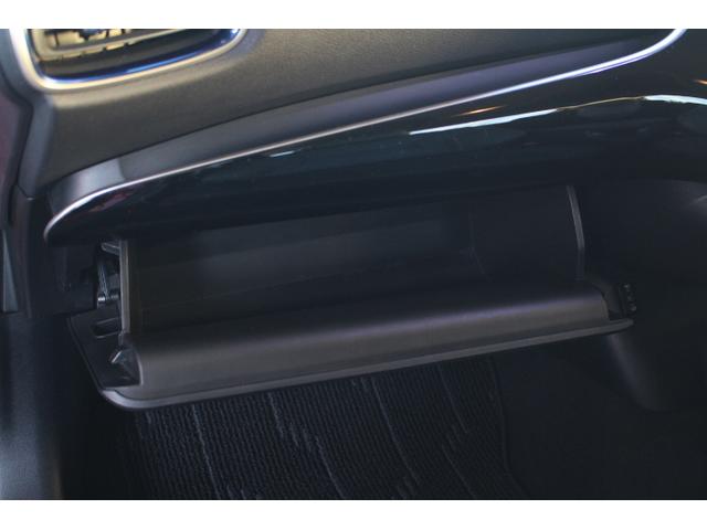 プリウス Sツーリングセレクション 当社買取直売車輛 E-Four 4WD 社外フルエアロ Panasonic10インチナビ ネット動画視聴 Bluetooth バックカメラ ETC 17インチ社外AW シートヒーター(50枚目)