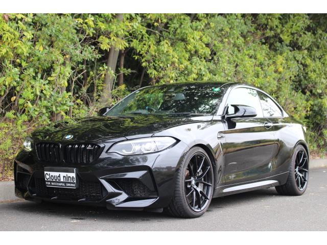 Ｍ２ コンペティション　Ｅｉｂａｃｈ製ダウンサス　Ｍパフォーマンスステアリング＆１９ＡＷ　Ｍスポーツシート　コンペティションＭミラー　カーボンインテリア　ＨａｒｍａｎＫａｒｄｏｎスピーカー　ＥＴＣ　クルコン　バックモニター（3枚目）