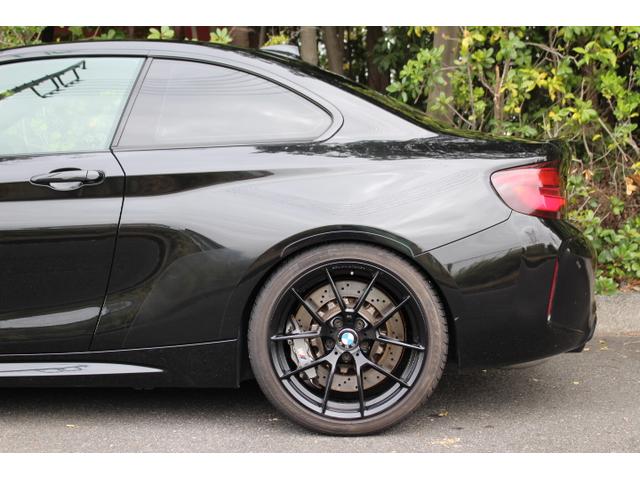 Ｍ２ コンペティション　Ｅｉｂａｃｈ製ダウンサス　Ｍパフォーマンスステアリング＆１９ＡＷ　Ｍスポーツシート　コンペティションＭミラー　カーボンインテリア　ＨａｒｍａｎＫａｒｄｏｎスピーカー　ＥＴＣ　クルコン　バックモニター（18枚目）