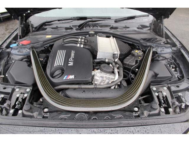 Ｍ２ コンペティション　Ｅｉｂａｃｈ製ダウンサス　Ｍパフォーマンスステアリング＆１９ＡＷ　Ｍスポーツシート　コンペティションＭミラー　カーボンインテリア　ＨａｒｍａｎＫａｒｄｏｎスピーカー　ＥＴＣ　クルコン　バックモニター（27枚目）