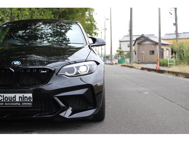 Ｍ２ コンペティション　Ｅｉｂａｃｈ製ダウンサス　Ｍパフォーマンスステアリング＆１９ＡＷ　Ｍスポーツシート　コンペティションＭミラー　カーボンインテリア　ＨａｒｍａｎＫａｒｄｏｎスピーカー　ＥＴＣ　クルコン　バックモニター（30枚目）