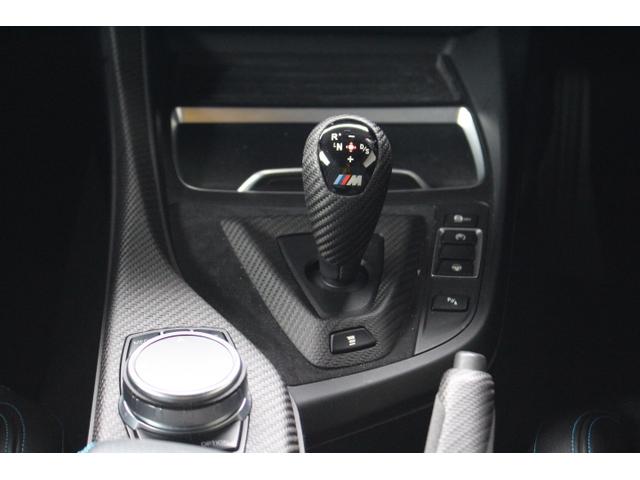 Ｍ２ コンペティション　Ｅｉｂａｃｈ製ダウンサス　Ｍパフォーマンスステアリング＆１９ＡＷ　Ｍスポーツシート　コンペティションＭミラー　カーボンインテリア　ＨａｒｍａｎＫａｒｄｏｎスピーカー　ＥＴＣ　クルコン　バックモニター（43枚目）