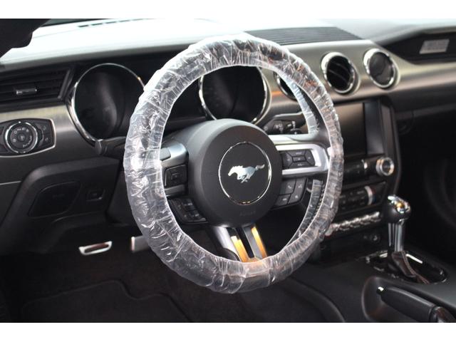 マスタング 50イヤーズ エディション ワンオーナー ディーラー記録簿(H28.29.30.R1.2.3.4.5.7)50周年記念エンブレム 19AW シートヒーター シートクーラー 前方ドラレコ バックカメラ ETC Bluetooth(13枚目)
