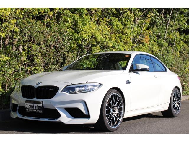 【コーティング】　当社では非常に上質なキングヴェール製　ボディガラスコーティングを使用しております！メンテナンスも水洗いのみでＯＫ！忙しくて時間がない方にもおすすめなコーティングとなっております！