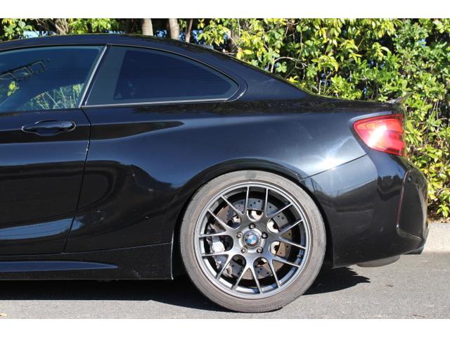 M2 コンペティション H&Rダウンサス 外19インチアルミ 新品カーボンフロントスポイラー カーボンリアスポイラー&リアデフューザー(33枚目)