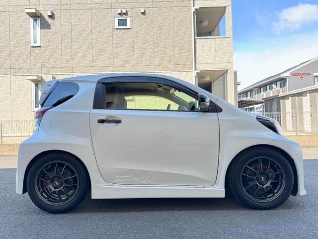 トヨタ iQ GRMN スーパーチャージャー 100台限定車 6 トヨタ iQ GRMN スーパーチャージャー 100台限定車 6