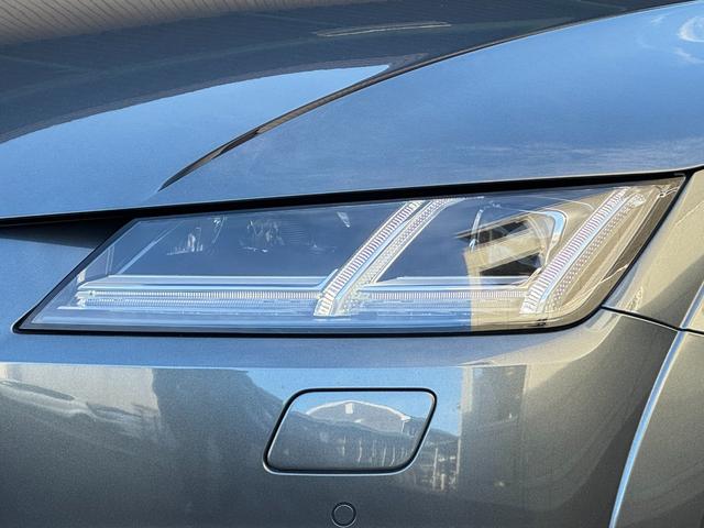 TTクーペ 1.8TFSI Sラインパッケージ マトリクスLEDヘッドライト バックカメラ ハーフレザーシート クルーズコントロール ETC ターボ アイドリングストップ Bluetooth接続可 フルセグTV スマートキー クリアナンスソナー(23枚目)