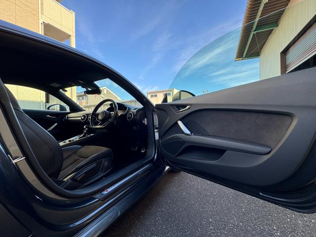 TTクーペ 1.8TFSI Sラインパッケージ マトリクスLEDヘッドライト バックカメラ ハーフレザーシート クルーズコントロール ETC ターボ アイドリングストップ Bluetooth接続可 フルセグTV スマートキー クリアナンスソナー(39枚目)