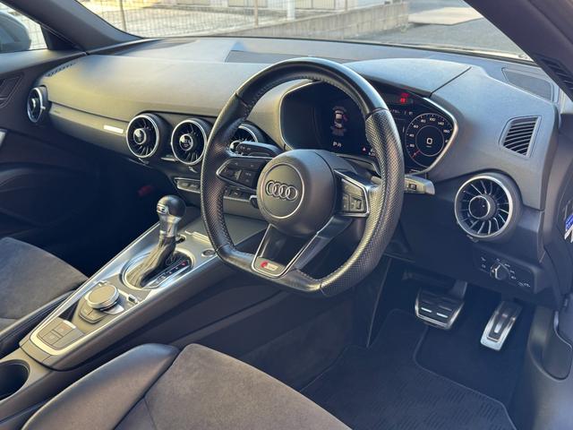 TTクーペ 1.8TFSI Sラインパッケージ マトリクスLEDヘッドライト バックカメラ ハーフレザーシート クルーズコントロール ETC ターボ アイドリングストップ Bluetooth接続可 フルセグTV スマートキー クリアナンスソナー(43枚目)
