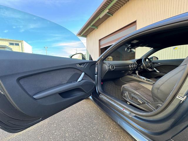 TTクーペ 1.8TFSI Sラインパッケージ マトリクスLEDヘッドライト バックカメラ ハーフレザーシート クルーズコントロール ETC ターボ アイドリングストップ Bluetooth接続可 フルセグTV スマートキー クリアナンスソナー(53枚目)