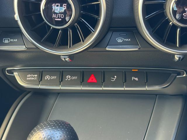 TTクーペ 1.8TFSI Sラインパッケージ マトリクスLEDヘッドライト バックカメラ ハーフレザーシート クルーズコントロール ETC ターボ アイドリングストップ Bluetooth接続可 フルセグTV スマートキー クリアナンスソナー(75枚目)