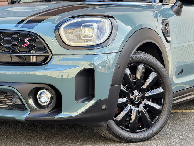 MINI クーパーSD クロスオーバー オール4 ルーフレール シートヒーター リアビューカメラ 純正ナビ パワーバックドア ブラウンレザーシート スマートキー ETC LEDヘッドライト 純正18インチアルミホイール ルーフレール(22枚目)