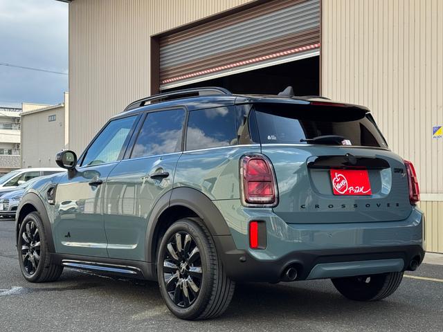 MINI クーパーSD クロスオーバー オール4 ルーフレール シートヒーター リアビューカメラ 純正ナビ パワーバックドア ブラウンレザーシート スマートキー ETC LEDヘッドライト 純正18インチアルミホイール ルーフレール(33枚目)