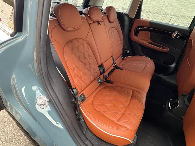 MINI クーパーSD クロスオーバー オール4 ルーフレール シートヒーター リアビューカメラ 純正ナビ パワーバックドア ブラウンレザーシート スマートキー ETC LEDヘッドライト 純正18インチアルミホイール ルーフレール(43枚目)