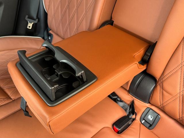 MINI クーパーSD クロスオーバー オール4 ルーフレール シートヒーター リアビューカメラ 純正ナビ パワーバックドア ブラウンレザーシート スマートキー ETC LEDヘッドライト 純正18インチアルミホイール ルーフレール(52枚目)