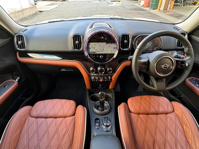 MINI クーパーSD クロスオーバー オール4 ルーフレール シートヒーター リアビューカメラ 純正ナビ パワーバックドア ブラウンレザーシート スマートキー ETC LEDヘッドライト 純正18インチアルミホイール ルーフレール(59枚目)