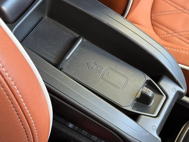 MINI クーパーSD クロスオーバー オール4 ルーフレール シートヒーター リアビューカメラ 純正ナビ パワーバックドア ブラウンレザーシート スマートキー ETC LEDヘッドライト 純正18インチアルミホイール ルーフレール(72枚目)