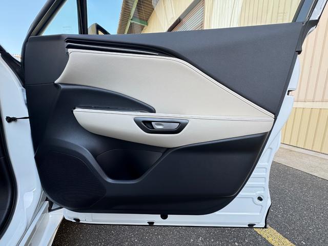 LBX LBX MORIZO RR “Bespoke Build” 100台限定車 イエローキャリパー 寒冷地仕様 プリクラッシュセーフティ パワーバックドア LEDヘッドライト 純正19インチアルミホイール ブラインドスポットモニター 禁煙車 クリアランスソナー(22枚目)