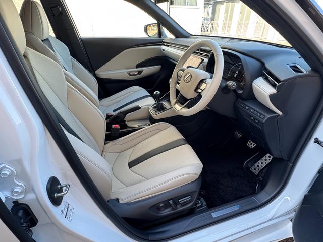 LBX LBX MORIZO RR “Bespoke Build” 100台限定車 イエローキャリパー 寒冷地仕様 プリクラッシュセーフティ パワーバックドア LEDヘッドライト 純正19インチアルミホイール ブラインドスポットモニター 禁煙車 クリアランスソナー(23枚目)