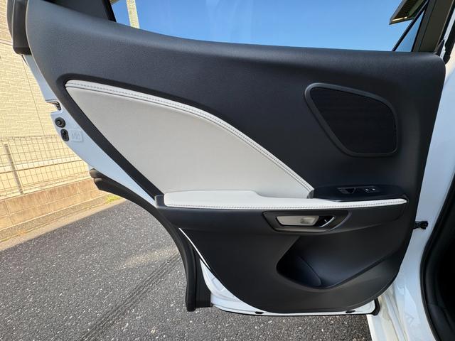 LBX LBX MORIZO RR “Bespoke Build” 100台限定車 イエローキャリパー 寒冷地仕様 プリクラッシュセーフティ パワーバックドア LEDヘッドライト 純正19インチアルミホイール ブラインドスポットモニター 禁煙車 クリアランスソナー(37枚目)