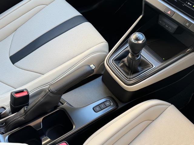 LBX LBX MORIZO RR “Bespoke Build” 100台限定車 イエローキャリパー 寒冷地仕様 プリクラッシュセーフティ パワーバックドア LEDヘッドライト 純正19インチアルミホイール ブラインドスポットモニター 禁煙車 クリアランスソナー(66枚目)