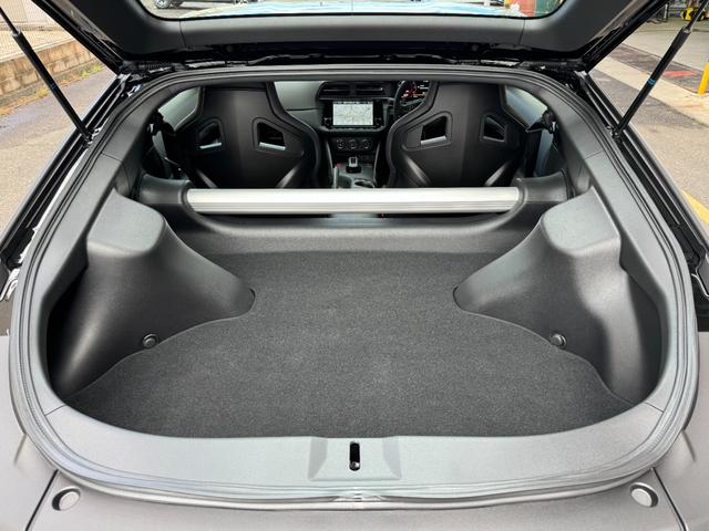 フェアレディＺ フェアレディＺ　ＮＩＳＭＯ　後期型　ＢＯＳＥサウンドシステム　ＲＥＣＡＲＯ製コンビシート　純正ＲＡＹＳ鍛造１９インチアルミホイール　純正ナビ　フルセグＴＶ　ＬＥＤヘッドライト　レーダークルーズ　車線逸脱警報　ＥＴＣ２．０（29枚目）
