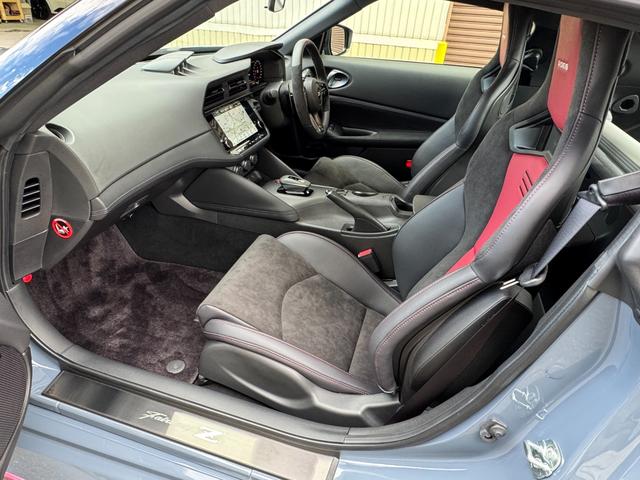 フェアレディＺ フェアレディＺ　ＮＩＳＭＯ　後期型　ＢＯＳＥサウンドシステム　ＲＥＣＡＲＯ製コンビシート　純正ＲＡＹＳ鍛造１９インチアルミホイール　純正ナビ　フルセグＴＶ　ＬＥＤヘッドライト　レーダークルーズ　車線逸脱警報　ＥＴＣ２．０（34枚目）