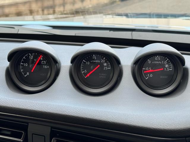 フェアレディＺ フェアレディＺ　ＮＩＳＭＯ　後期型　ＢＯＳＥサウンドシステム　ＲＥＣＡＲＯ製コンビシート　純正ＲＡＹＳ鍛造１９インチアルミホイール　純正ナビ　フルセグＴＶ　ＬＥＤヘッドライト　レーダークルーズ　車線逸脱警報　ＥＴＣ２．０（49枚目）