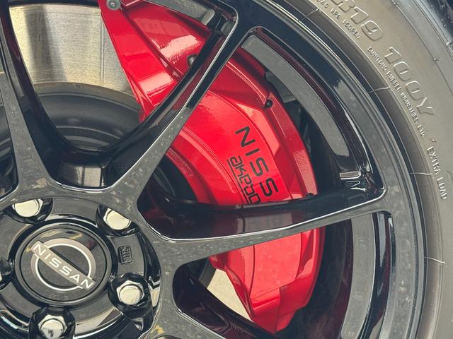 フェアレディＺ フェアレディＺ　ＮＩＳＭＯ　後期型　ＢＯＳＥサウンドシステム　ＲＥＣＡＲＯ製コンビシート　純正ＲＡＹＳ鍛造１９インチアルミホイール　純正ナビ　フルセグＴＶ　ＬＥＤヘッドライト　レーダークルーズ　車線逸脱警報　ＥＴＣ２．０（77枚目）
