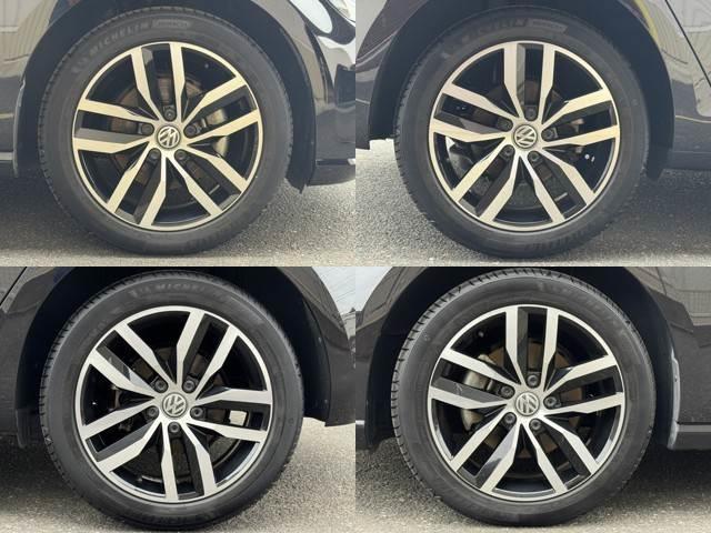 ゴルフ ＴＳＩ　ハイライン　テックエディション　フロントアシスト　ＬＥＤヘッドライト　ブラインドスポットモニター　レーダークルーズコントロール　レーンキープアシスト　純正メーカーナビ　フルセグＴＶ　ＥＴＣ２．０　パドルシフト　純正１７インチＡＷ（9枚目）