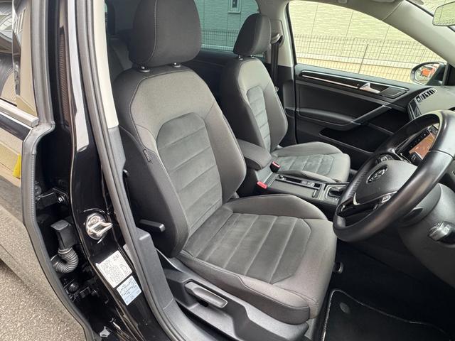 ゴルフ ＴＳＩ　ハイライン　テックエディション　フロントアシスト　ＬＥＤヘッドライト　ブラインドスポットモニター　レーダークルーズコントロール　レーンキープアシスト　純正メーカーナビ　フルセグＴＶ　ＥＴＣ２．０　パドルシフト　純正１７インチＡＷ（24枚目）