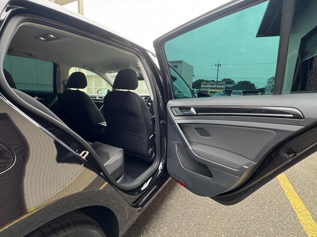 ゴルフ ＴＳＩ　ハイライン　テックエディション　フロントアシスト　ＬＥＤヘッドライト　ブラインドスポットモニター　レーダークルーズコントロール　レーンキープアシスト　純正メーカーナビ　フルセグＴＶ　ＥＴＣ２．０　パドルシフト　純正１７インチＡＷ（28枚目）