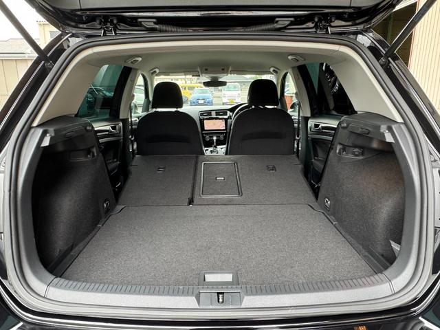 ゴルフ ＴＳＩ　ハイライン　テックエディション　フロントアシスト　ＬＥＤヘッドライト　ブラインドスポットモニター　レーダークルーズコントロール　レーンキープアシスト　純正メーカーナビ　フルセグＴＶ　ＥＴＣ２．０　パドルシフト　純正１７インチＡＷ（34枚目）