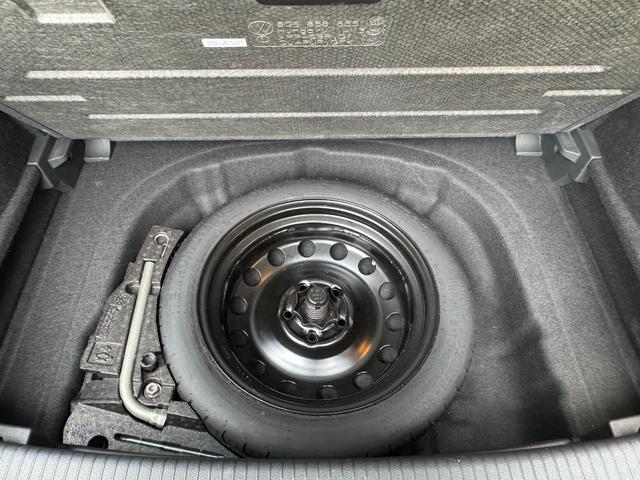 ゴルフ ＴＳＩ　ハイライン　テックエディション　フロントアシスト　ＬＥＤヘッドライト　ブラインドスポットモニター　レーダークルーズコントロール　レーンキープアシスト　純正メーカーナビ　フルセグＴＶ　ＥＴＣ２．０　パドルシフト　純正１７インチＡＷ（36枚目）