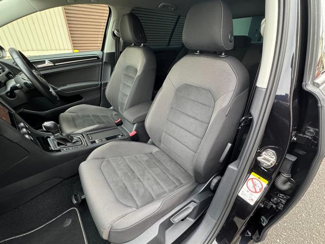 ゴルフ ＴＳＩ　ハイライン　テックエディション　フロントアシスト　ＬＥＤヘッドライト　ブラインドスポットモニター　レーダークルーズコントロール　レーンキープアシスト　純正メーカーナビ　フルセグＴＶ　ＥＴＣ２．０　パドルシフト　純正１７インチＡＷ（46枚目）