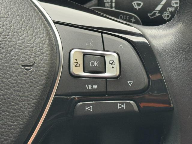 ゴルフ ＴＳＩ　ハイライン　テックエディション　フロントアシスト　ＬＥＤヘッドライト　ブラインドスポットモニター　レーダークルーズコントロール　レーンキープアシスト　純正メーカーナビ　フルセグＴＶ　ＥＴＣ２．０　パドルシフト　純正１７インチＡＷ（58枚目）