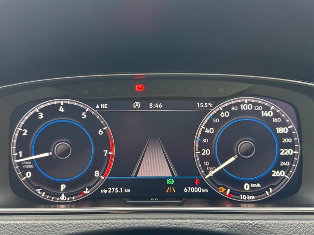 ゴルフ ＴＳＩ　ハイライン　テックエディション　フロントアシスト　ＬＥＤヘッドライト　ブラインドスポットモニター　レーダークルーズコントロール　レーンキープアシスト　純正メーカーナビ　フルセグＴＶ　ＥＴＣ２．０　パドルシフト　純正１７インチＡＷ（61枚目）