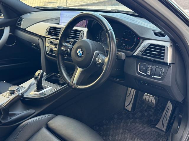 ３シリーズ ３２０ｉ　Ｍスポーツ　エディションシャドー　純正ＨＤＤナビ　ＬＥＤヘッドライト　黒革シート　メモリーパワーシート　シートヒーター　レーダークルーズコントロール　車線逸脱警報　クリアランスソナー　アイドリングストップ（27枚目）
