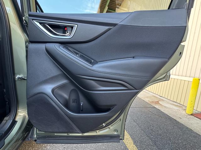 フォレスター Ｔｏｕｒｉｎｇ　純正ナビ　パワーバックドア　フロント・サイド・バックカメラ　パワーシート　シートメモリー　シートヒーター　ステアリングヒーター　　ブラインドスポットモニター　車線逸脱警報　デジタルインナーミラー（61枚目）