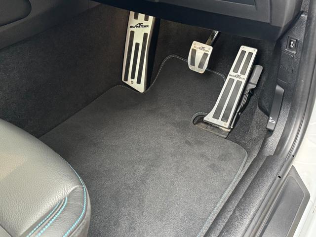 M2 M2 Competition RHD ハーマンカードン アクラポビッチマフラー シュニッツァーエアロ・コンピューター バージョン3KWサスペンション 黒革シート 純正ナビ バックカメラ スマートキー ETC ドライビングアシスト(28枚目)