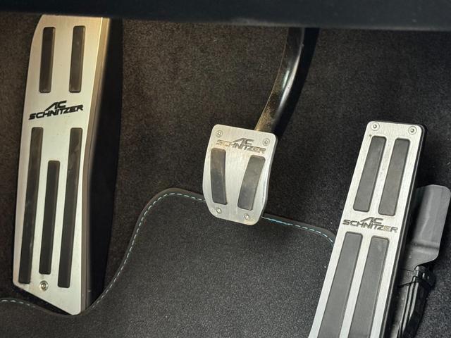 M2 M2 Competition RHD ハーマンカードン アクラポビッチマフラー シュニッツァーエアロ・コンピューター バージョン3KWサスペンション 黒革シート 純正ナビ バックカメラ スマートキー ETC ドライビングアシスト(29枚目)