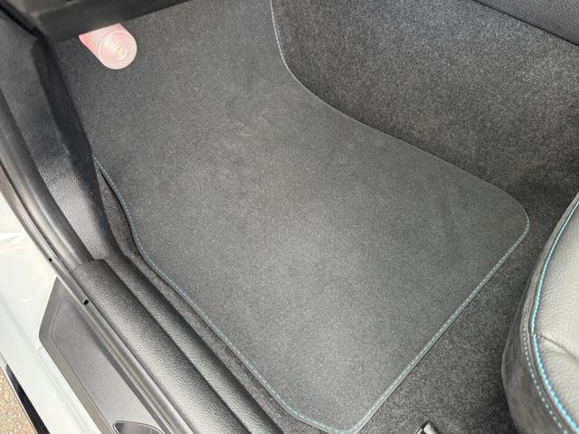 M2 M2 Competition RHD ハーマンカードン アクラポビッチマフラー シュニッツァーエアロ・コンピューター バージョン3KWサスペンション 黒革シート 純正ナビ バックカメラ スマートキー ETC ドライビングアシスト(39枚目)