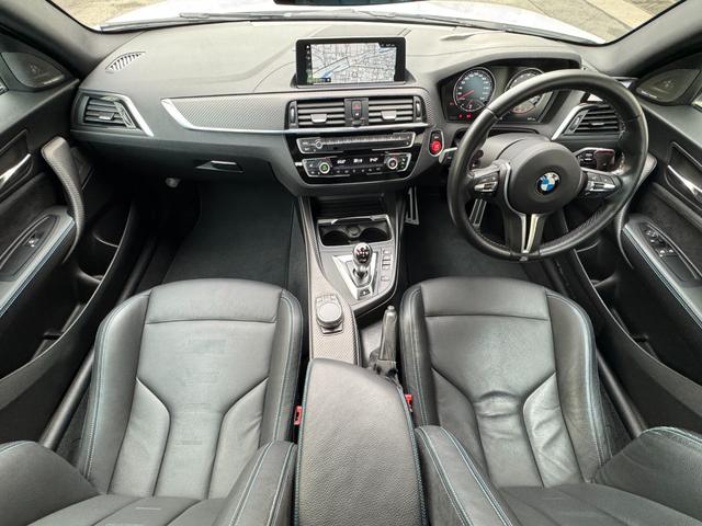 M2 M2 Competition RHD ハーマンカードン アクラポビッチマフラー シュニッツァーエアロ・コンピューター バージョン3KWサスペンション 黒革シート 純正ナビ バックカメラ スマートキー ETC ドライビングアシスト(44枚目)