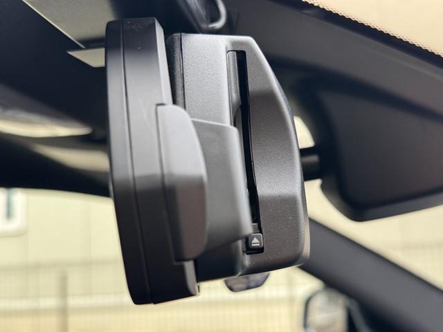 M2 M2 Competition RHD ハーマンカードン アクラポビッチマフラー シュニッツァーエアロ・コンピューター バージョン3KWサスペンション 黒革シート 純正ナビ バックカメラ スマートキー ETC ドライビングアシスト(51枚目)