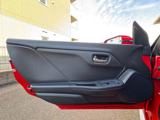 S660 α HKSフラッシュエディター ハイオク仕様 無限フルエアロ・リアウィング・マフラー 社外ハードトップ シルクブレイズブルーミラー 運転席レカロシート 助手席シートヒーター 純正アルミホイール(50枚目)