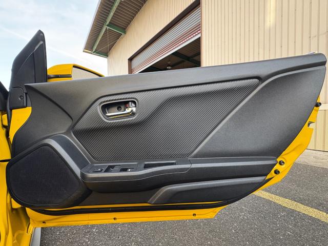 S660 α 無限エアロ・フロアマット S660.comハードトップ シルクブレイズリヤスポイラー リヤディフューザー BRITZタワーバー フジツボマフラー WORK15インチアルミ センターディスプレイ(49枚目)